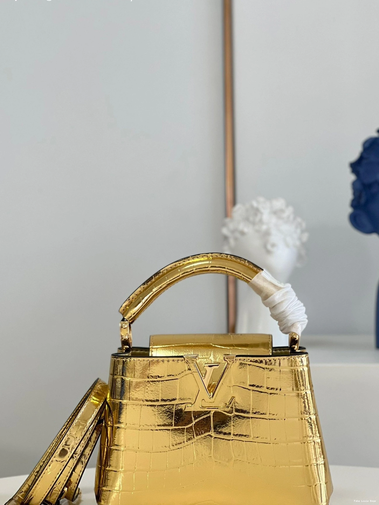 Fake Louis Bags CAPUCINES LOUIS MINI VUITTON 0801
